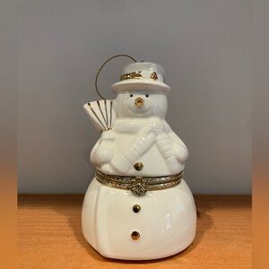 Mr. Christmas Snowman Hinged Porcelain Music Trinket Box Ornament